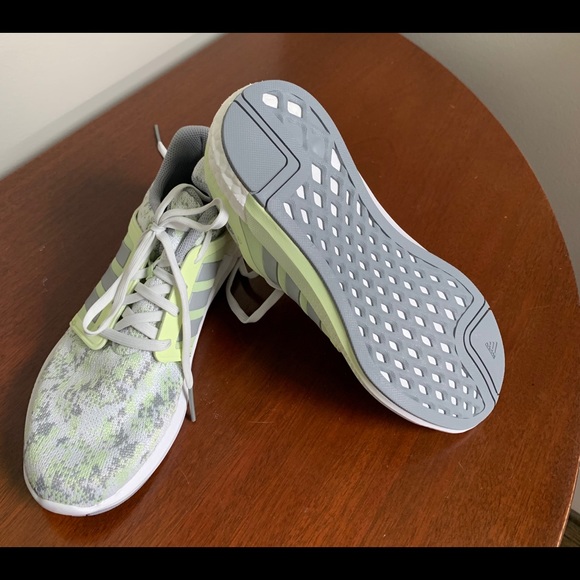 Rare Yeezy like print adidas - Picture 2 of 2